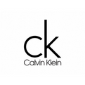 Modelos da agência Max Fama brilham na campanha da Calvin Klein